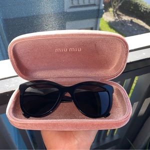 MIU MIU SMU 08U SUNGLASSES
